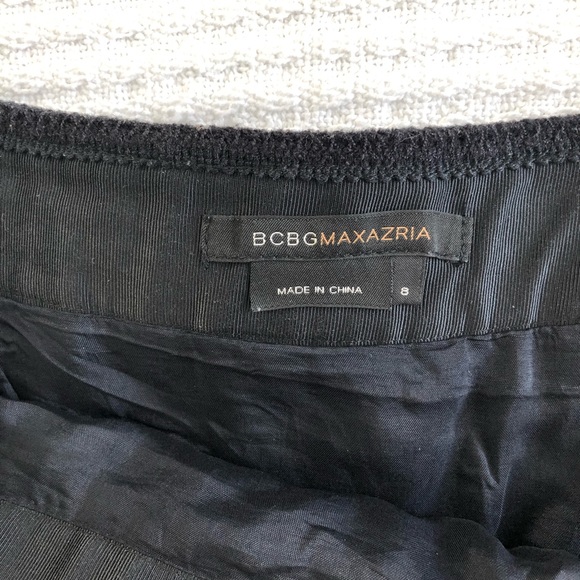 Pleated BCBG skirt - Picture 5 of 5